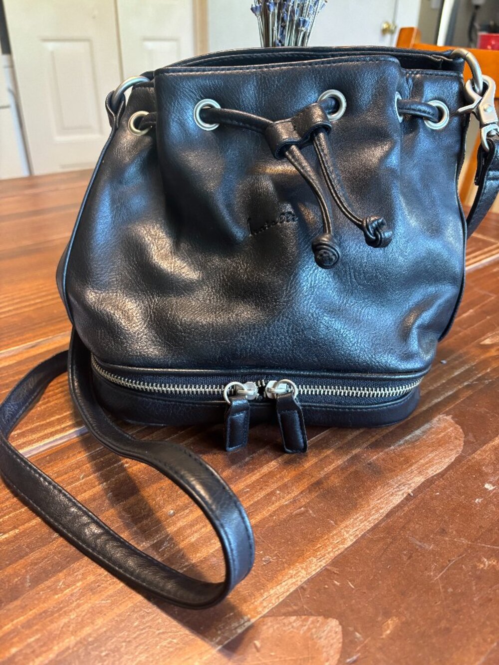 Vintage Fratelli Black Italian Leather Drawstring Bucket Bag
